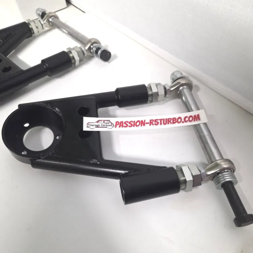 Jeu de triangles supérieurs avant montage Cevennes avec axes, rotules type unibal, tube et renfort